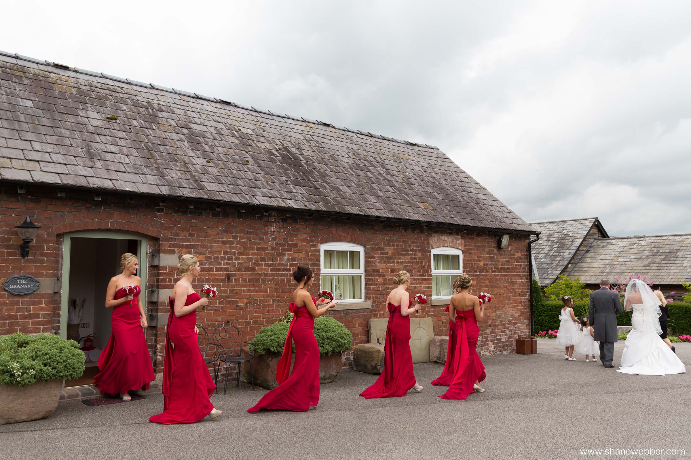 Sandhole Oak Barn lodge