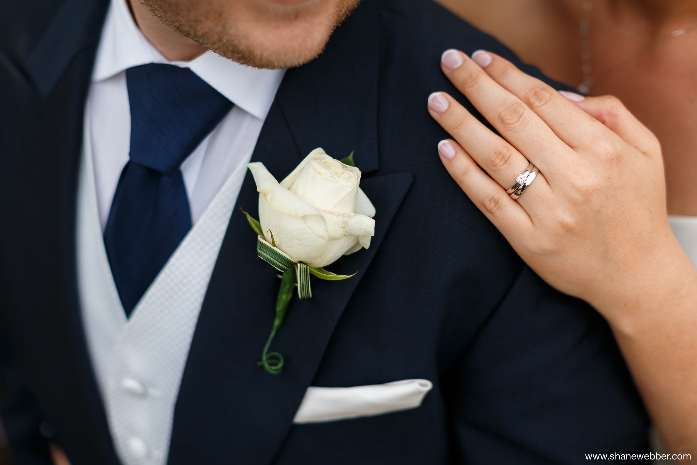 Close up photo of wedding rings