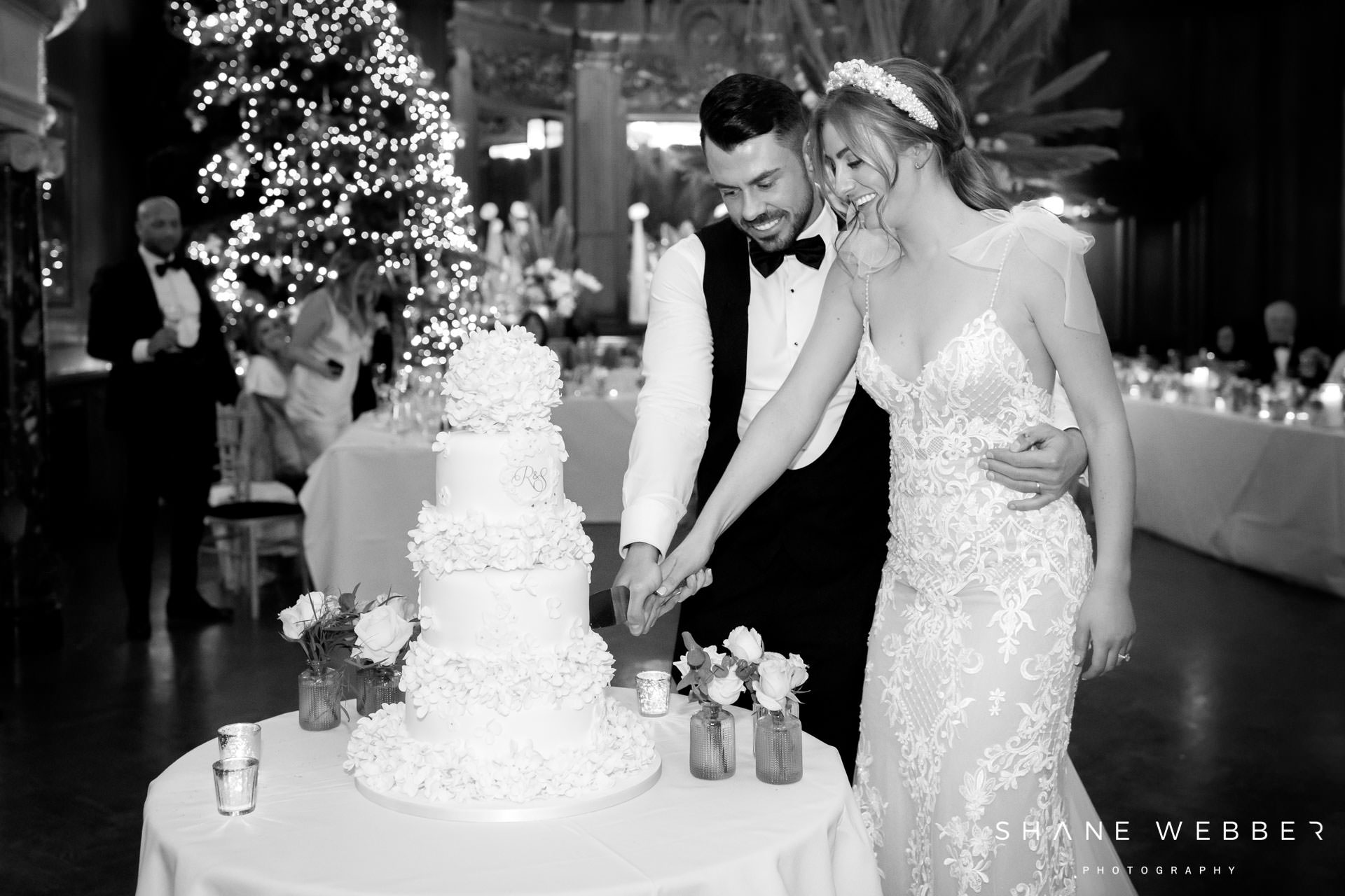 Wedding cake cut photo