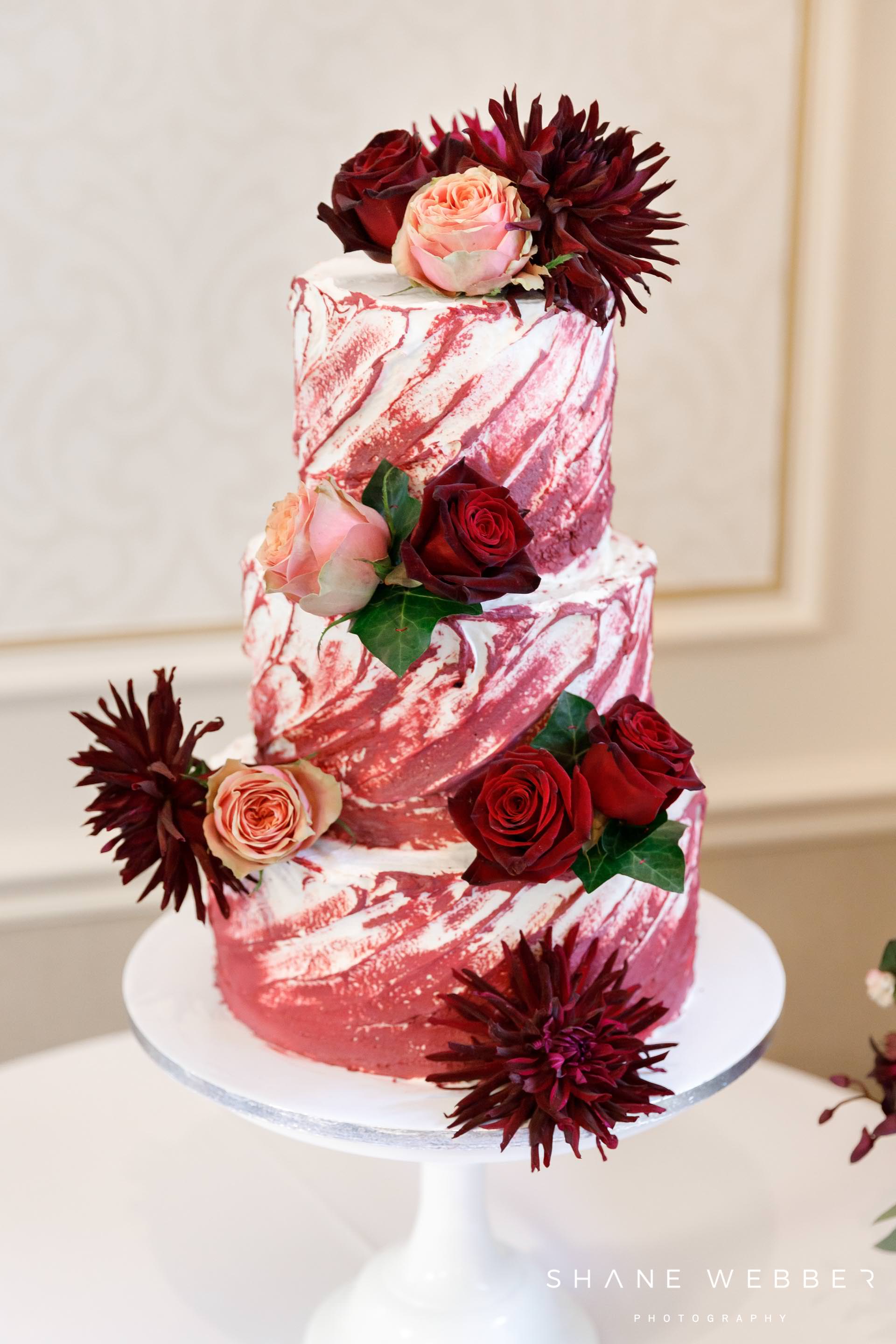 Autumnal wedding cake design ideas